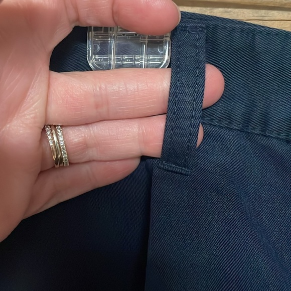 Chaps size 34 Navy Flat Front Golf Shorts with Front and Back Pockets - Picture 6 of 10